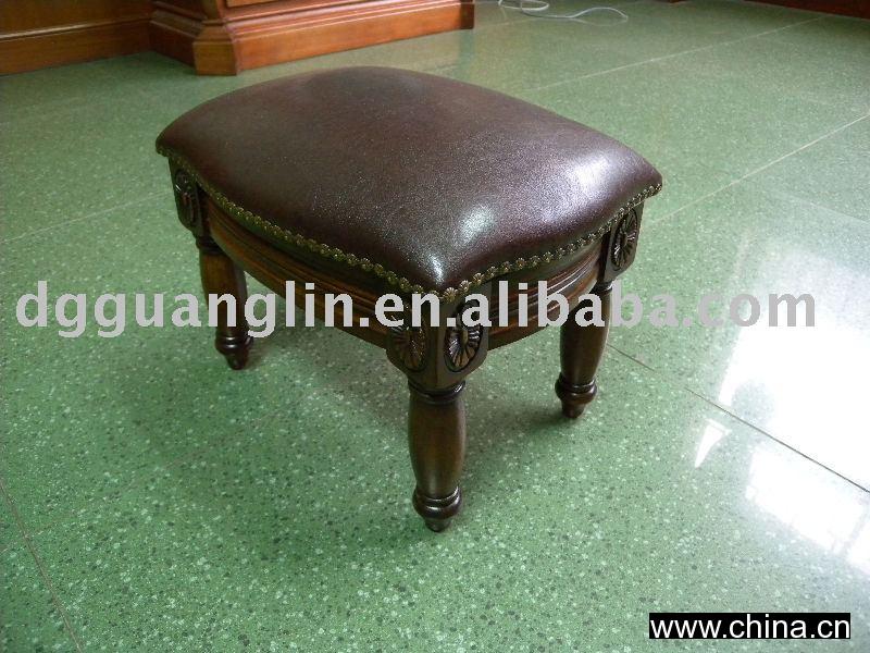 Stool KL561