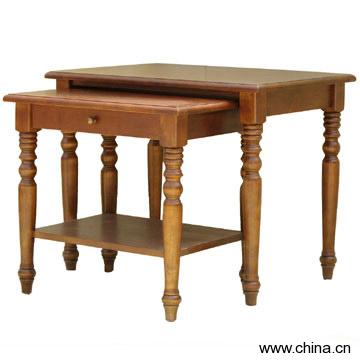 Nesting Table