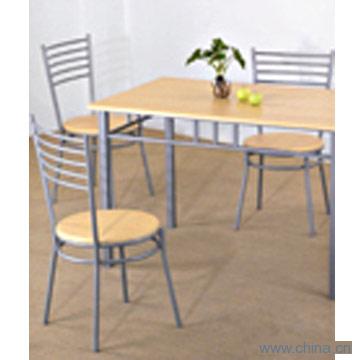 Dining Set (1 Table with 4 Chairs)