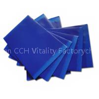 Rimmed sticky mat