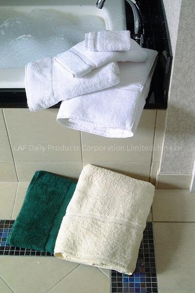 towel,bedsheet,bathrobe,slippers,hotel and home textile