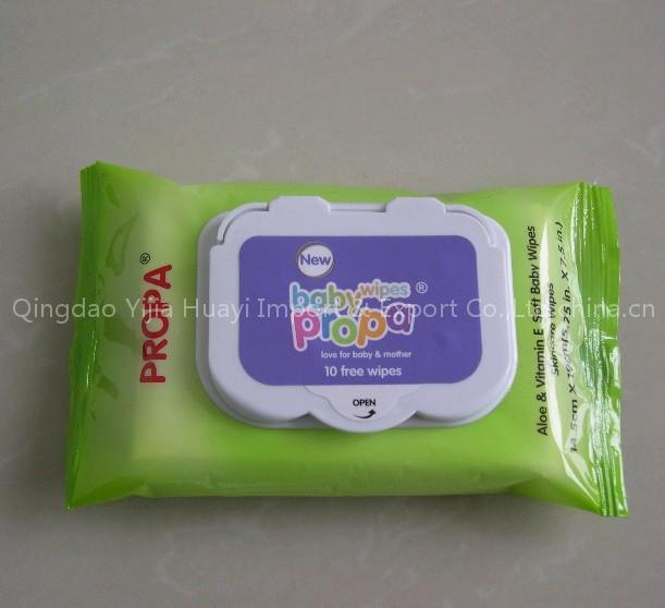 Wipe packed in plastic box