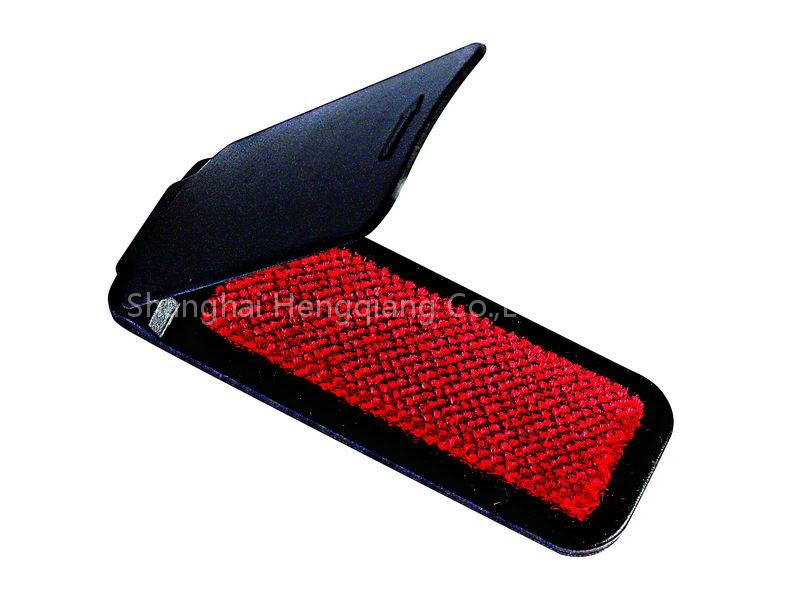 Pocket-size Lint Brush