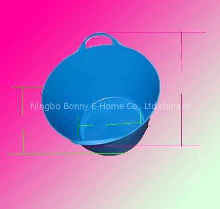 plastic bucket