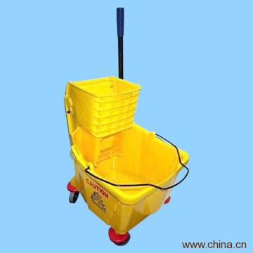 Mop Wringer w/ Bucket