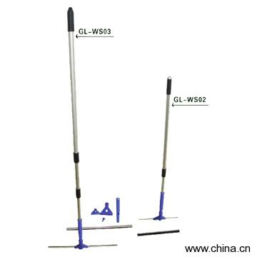 Glass Squeegees and Sponge Squeegees