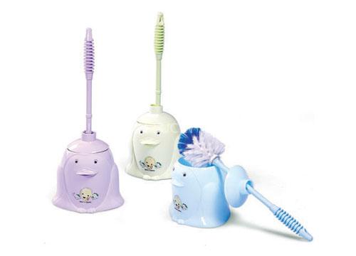 all kinds of plastics brushes and other commodities
