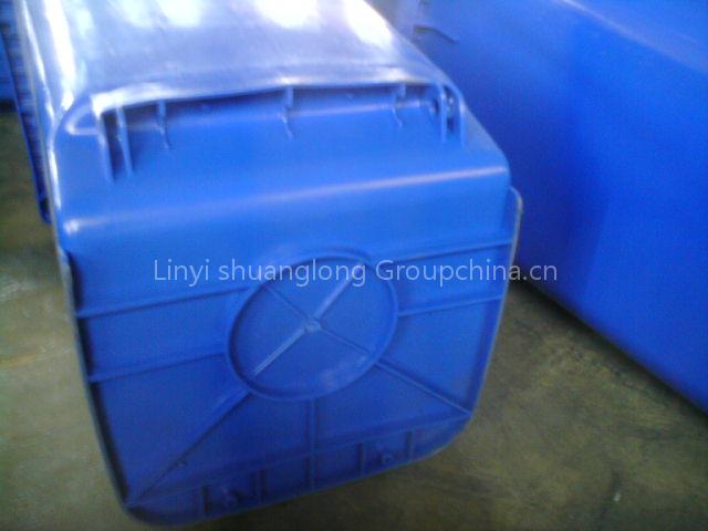 plastic dustbin