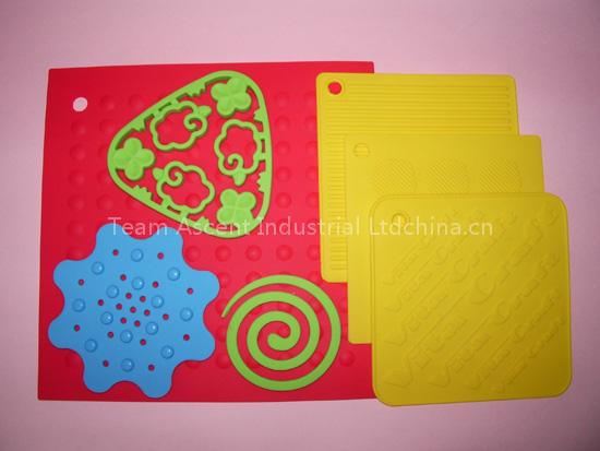 Silicone Baking Sheets and Multi Mat