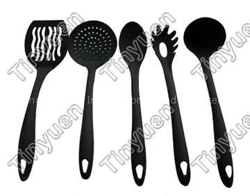 Nylon kitchen tools set