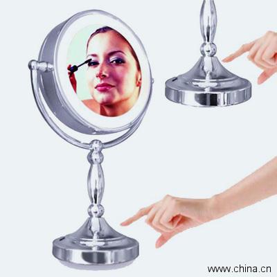 Mirror with Light
