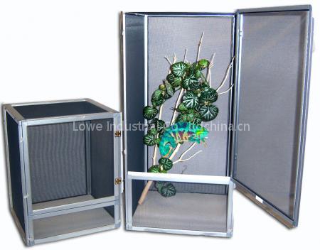 Reptile terrarium