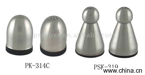 Pepper & Salt Shakers