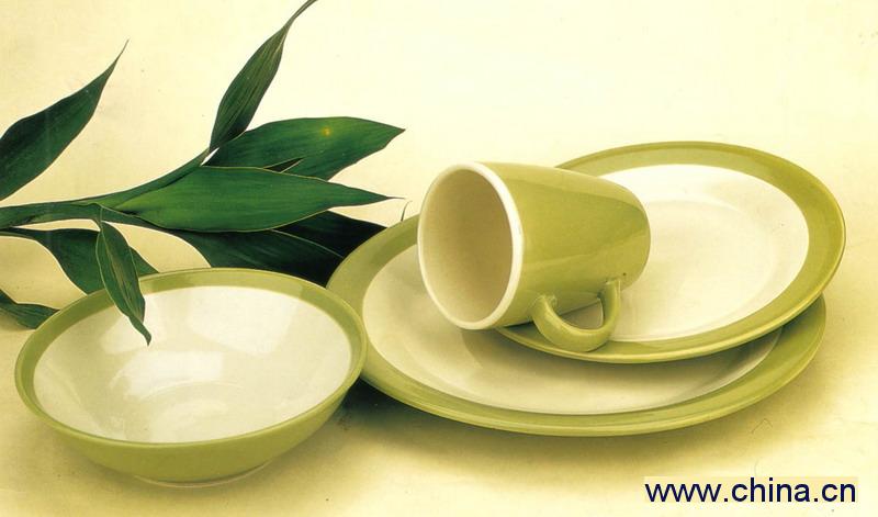 ceramic dinnerware