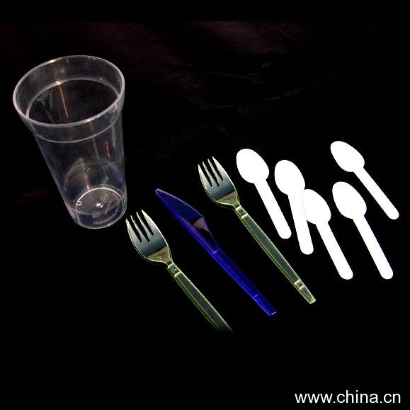 Plastic Tableware