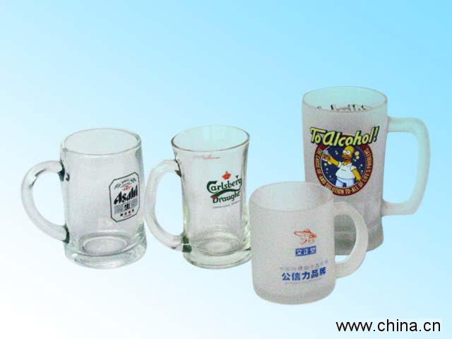 Glass beer mug