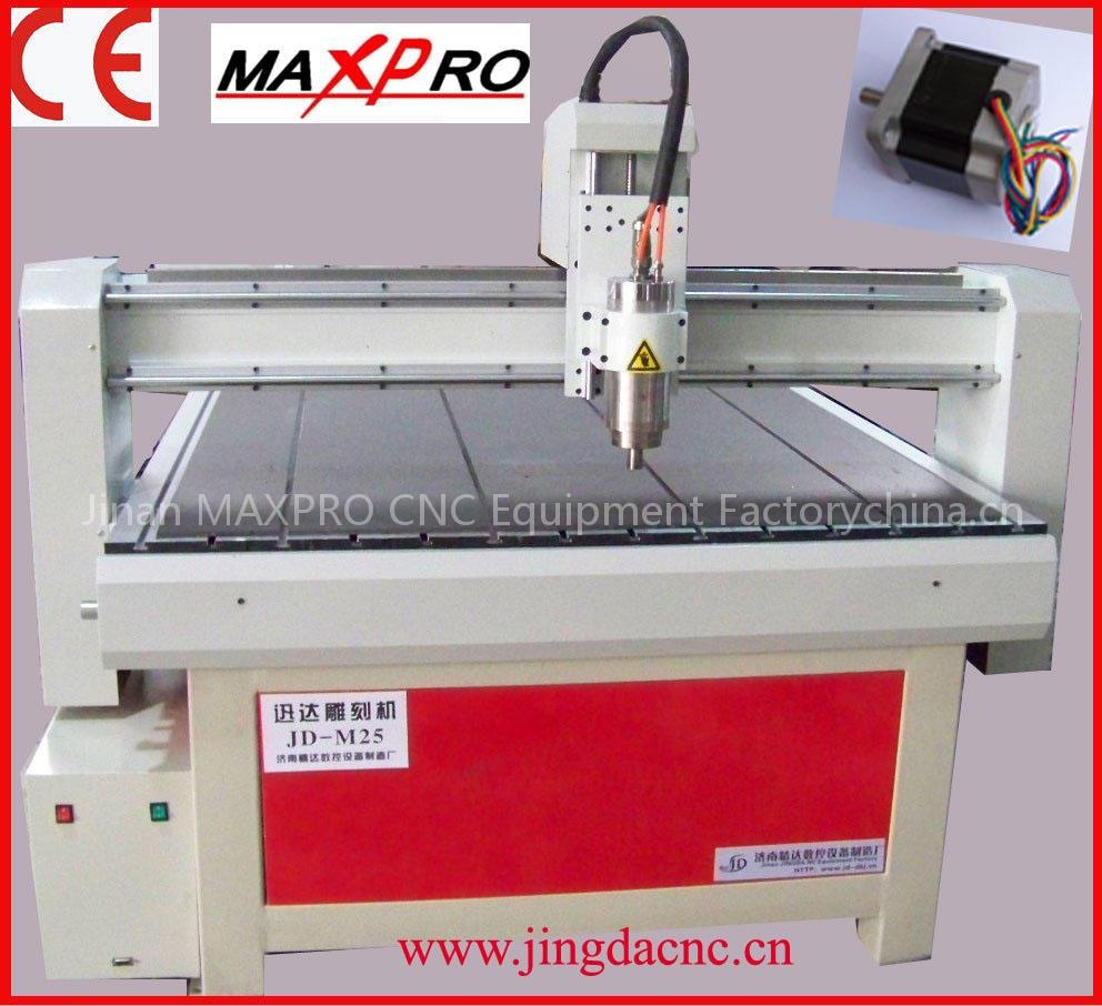 CNC engraving machine with high precision