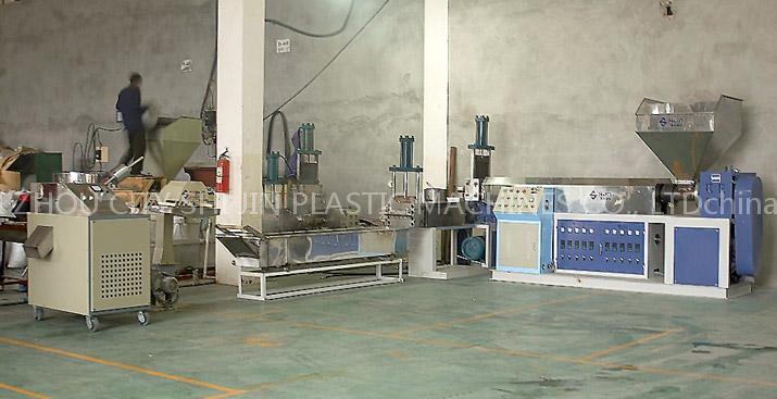 Plastic granulator