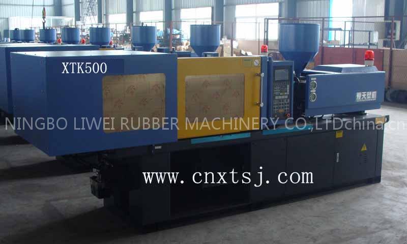 injection molding machine
