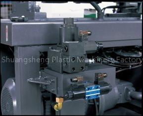 plastic injection machine