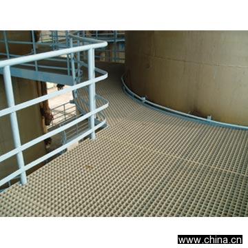 Molded FRP Gratings