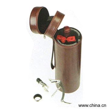 Wine Gift Box with 4pcs Accessories