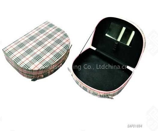 Toiletry Boxes
