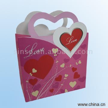 Paper Gift Bag with Integrated Handle
