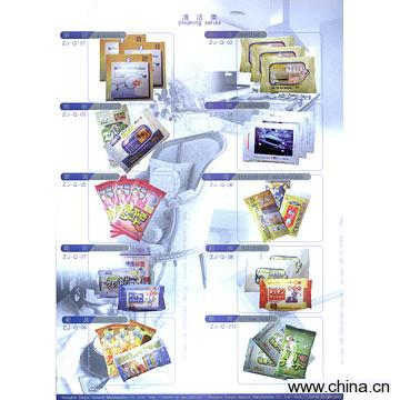 Dry / Wet Wipes for Cleaning