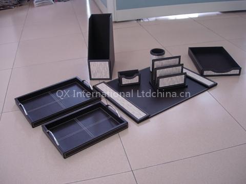 Desktop organizer