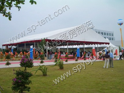 luxury outdoor wedding tent