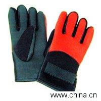 FISHING GLOVES