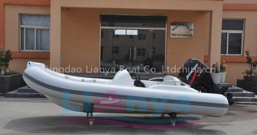 RIB boat LY380