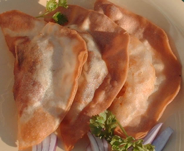 United Kingdom Mini Patties With Filo Pastry