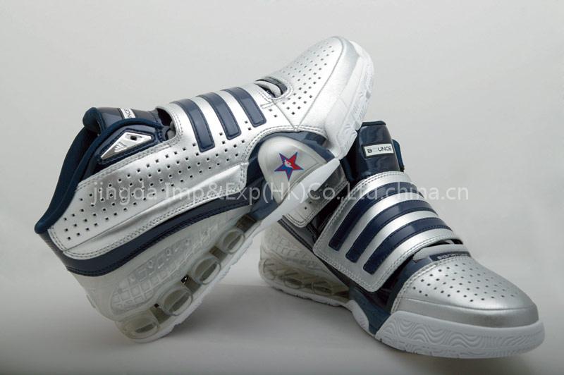 sports shoes