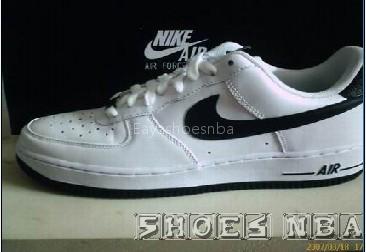 nike jordan shoes.jeans .T-shirt