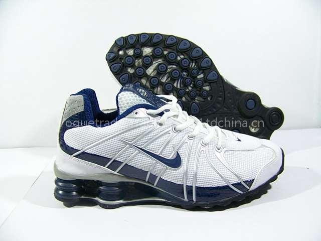 NIKE shox