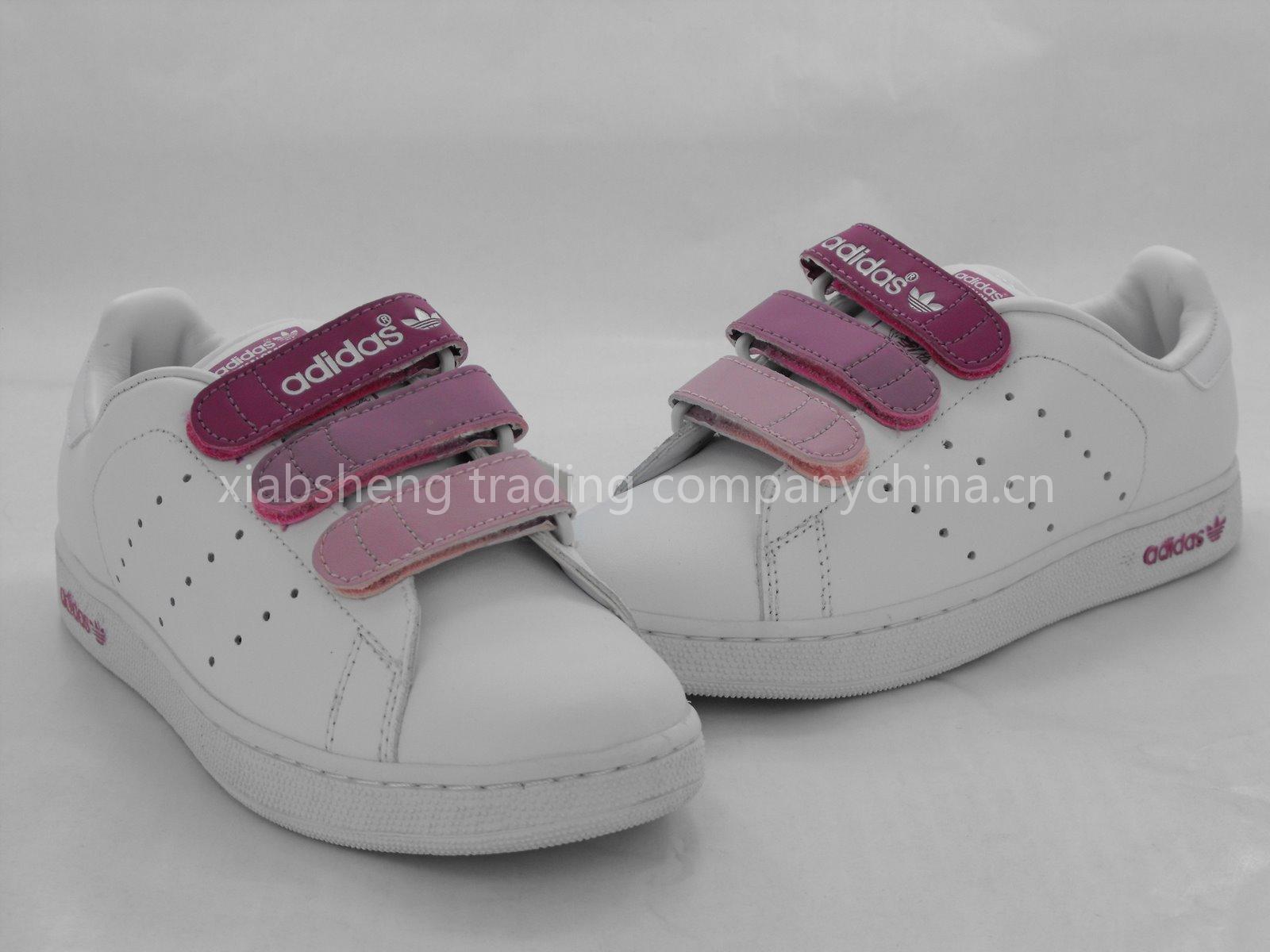 Sports Shoes
