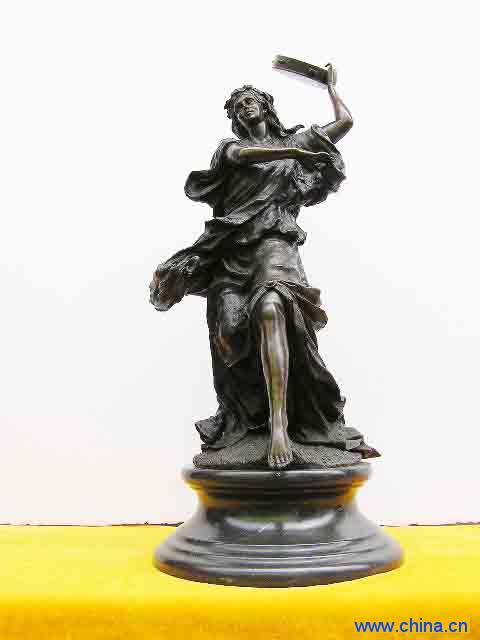 The woman dance