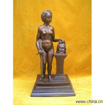 Bronze woman take a sword
