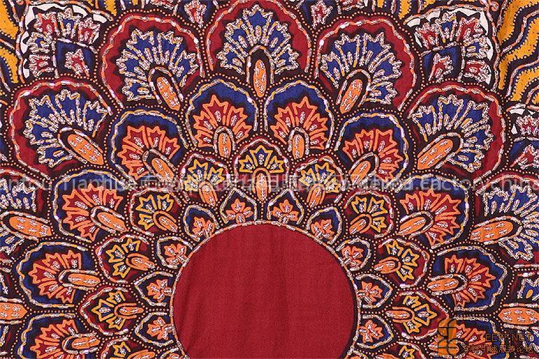 Embroidered Crafts From China
