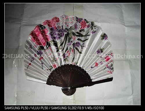 Handfans wedding favors fabric handfans Spanish fans wooden fans feather fans