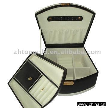 Trapeziform Jewelry Boxes (Black/Cream)
