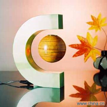 Floating Globe