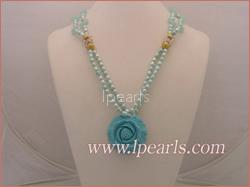 pearls necklace