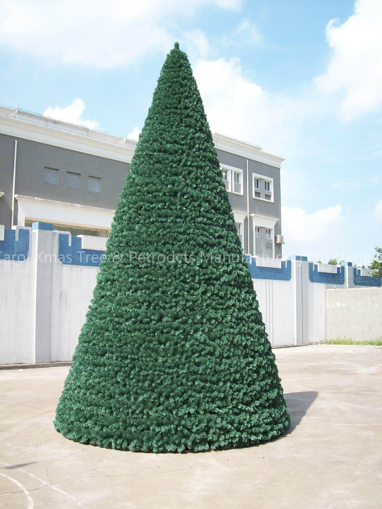 8m Tower Green Christmas Tree