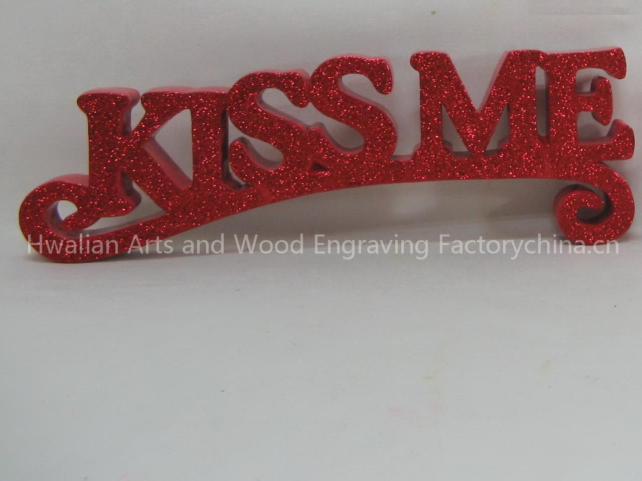 Wooden Standing Ornament for Valentine