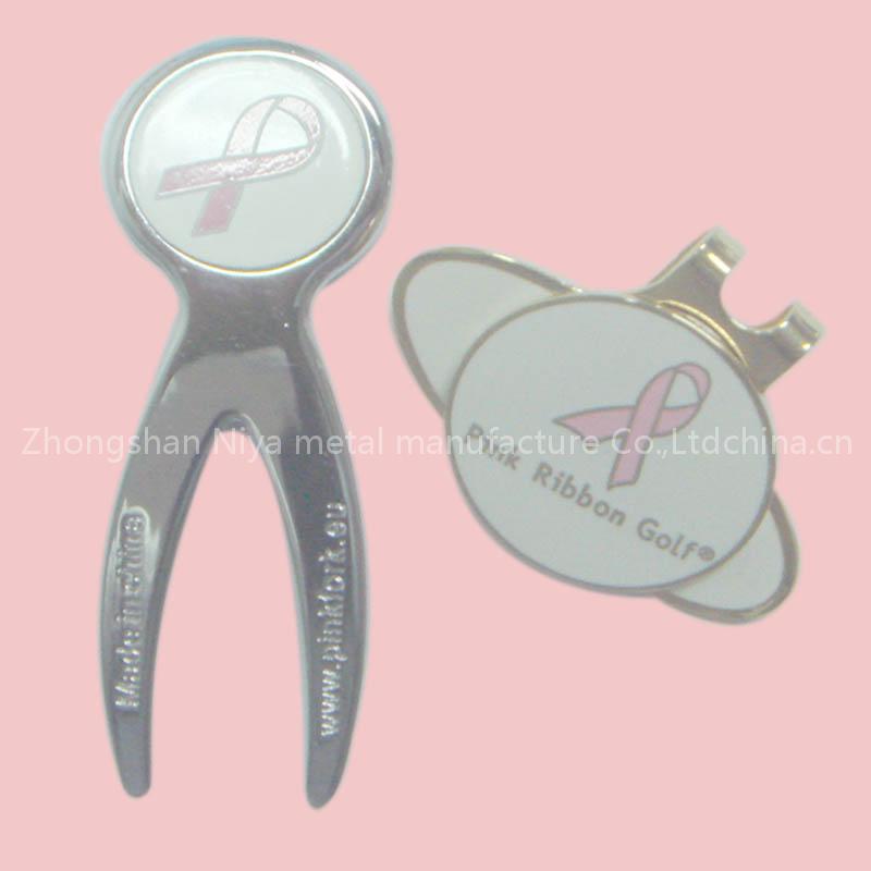 Golf Item/ Hat Clip/ Divot