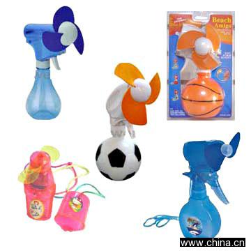 Toy Fans (With Water Spray)