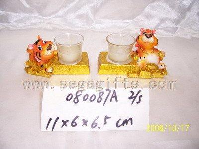 Tiger candle holder